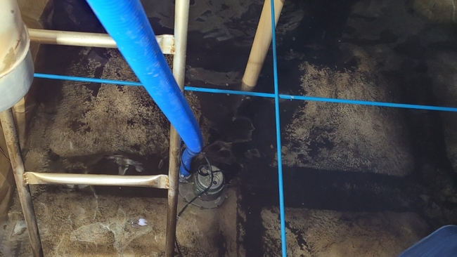 물탱크 청소 전(1)