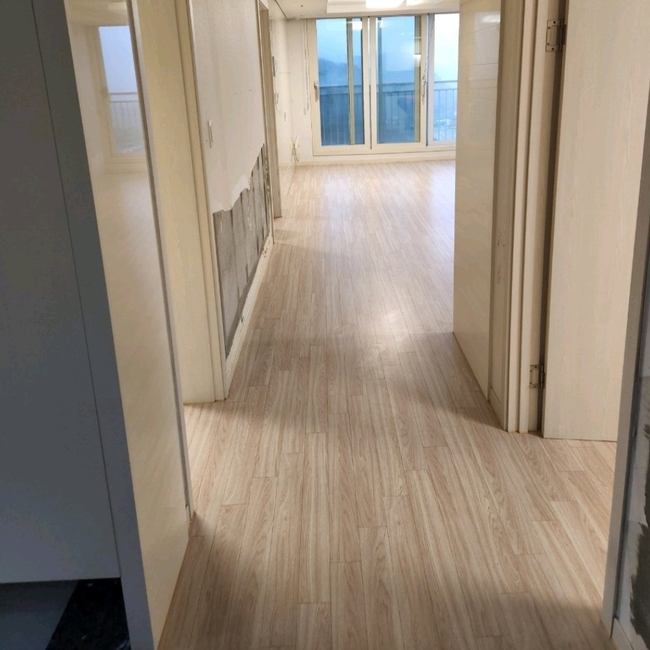 청소 후 거실/복도